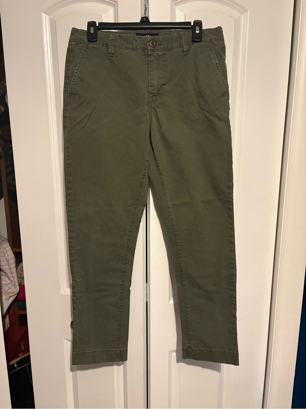 Men’s olive slim chinos AERO
